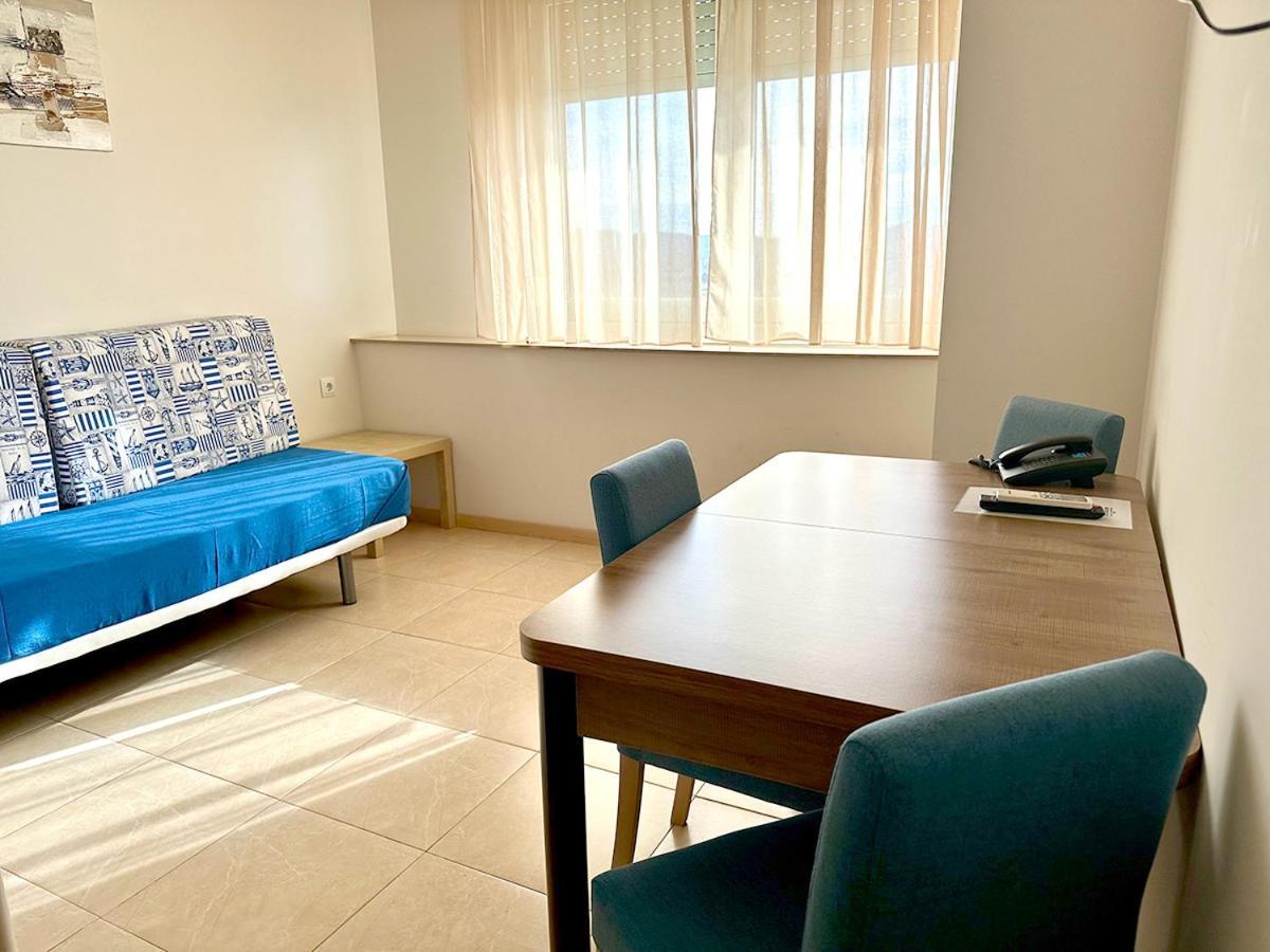 Apartamentos Turisticos Mediterraneo การ์ตาเฮนา ภายนอก รูปภาพ